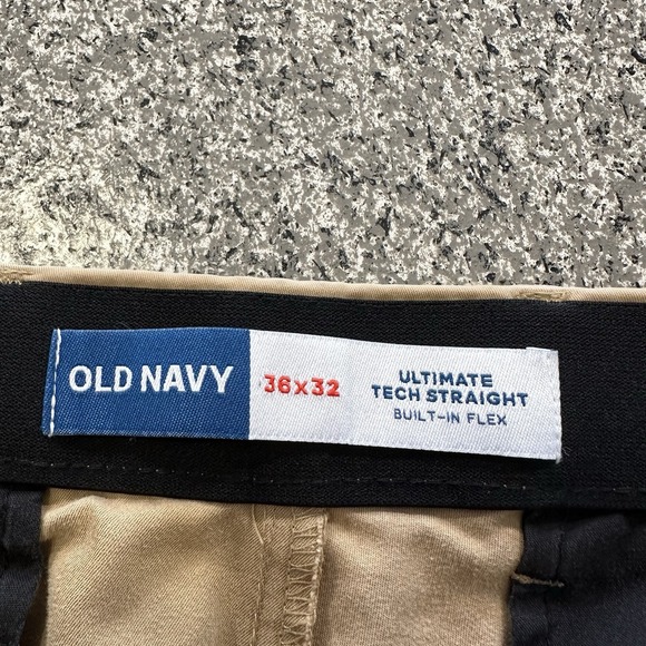 Old Navy Ultimate Tech Straight Chino Pants Mens 36x32 Beige Slim Fit - Picture 6 of 8